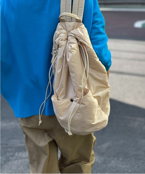 BEARDSLEY（ビアズリー）の「【Colorer.】キルトリュック/軽量/パッカブル/旅行に（バックパック/リュック・レディース・ベージュ/カーキ/ブラック/チャコールグレー・FREE）」の8枚目の写真