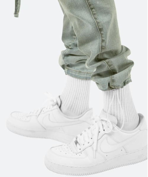 mnml(ミニマル)の「mnml/ミニマル/デニム カーゴパンツ/DENIM CARGO PANTS(M2019-P565)(カーゴパンツ・メンズ・ブラック/ブルー・34/32/28/29/30)」の8枚目の写真