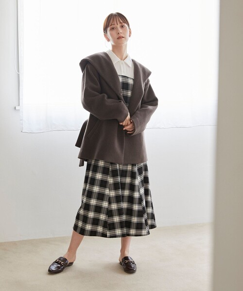 Feroux（フェルゥ）の「フーデットウール コート（その他アウター・レディース・アイボリー系/ダークブラウン系/スカイブルー系・2/1）」の14枚目の写真