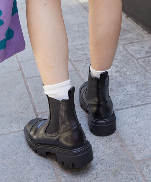 PUBLUX（パブリュクス）の「PUBLUX/パブリュクス トラックソールサイドゴアブーツ（ブーツ・レディース・ブラック/ナチュラル・23/24/25）」の14枚目の写真