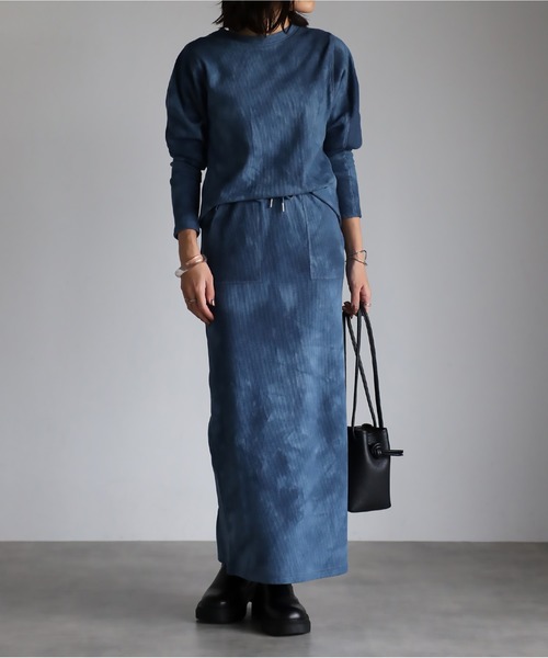 mi via loca（ミヴィアロカ）の「ワッフルタイダイ染クルーネックトップス（Tシャツ/カットソー・レディース・ネイビー/スミクロ・FREE）」の7枚目の写真