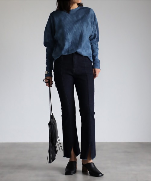 mi via loca（ミヴィアロカ）の「ワッフルタイダイ染クルーネックトップス（Tシャツ/カットソー・レディース・ネイビー/スミクロ・FREE）」の13枚目の写真