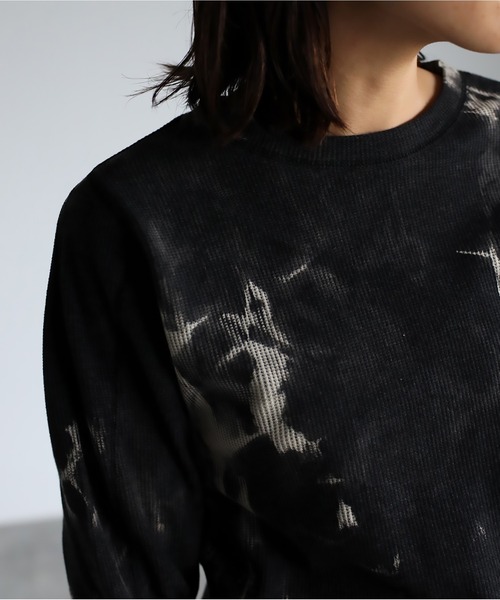 mi via loca（ミヴィアロカ）の「ワッフルタイダイ染クルーネックトップス（Tシャツ/カットソー・レディース・ネイビー/スミクロ・FREE）」の21枚目の写真