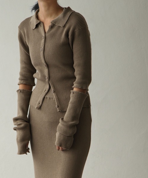 Chillfar（チルファー）の「襟付きアームウォーマーカーデ（カーディガン/ボレロ・レディース・チャコール/グリーン/グレイッシュベージュ/アイボリー・FREE）」の11枚目の写真