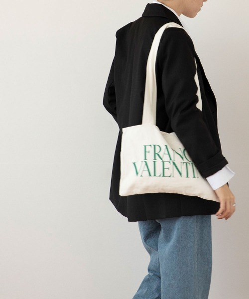 marjour（マージュール）の「LANDSCAPE TOTE（トートバッグ・レディース・オフホワイト・FREE）」の5枚目の写真