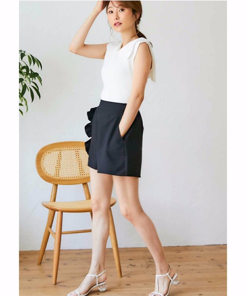 M y u（ミュー）の「片ポケット フリル タック 入り ショーパン（その他パンツ・レディース・ブラック・FREE）」の6枚目の写真