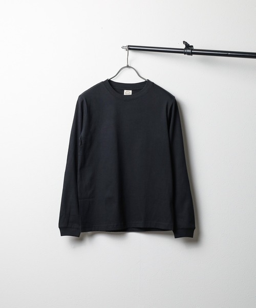 ARCHIVER(アーカイバ)の「【W】【it】【FE3】オーガニックコットンロングスリーブTシャツ(Tシャツ/カットソー・レディース・スミクロ/グレイッシュベージュ/ナチュラル・SMALL/MEDIUM/LARGE)」の1枚目の写真
