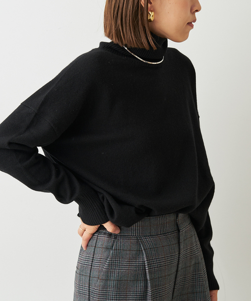 journal standard L'essage（ジャーナルスタンダードレサージュ）の「カシミヤ100 ハイネックプルオーバー（ニット/セーター・レディース・レッド/ブラック/ホワイト・FREE）」の3枚目の写真