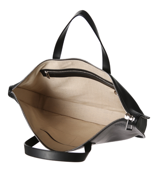 LOEWE（ロエベ）の「BRIEFCASE New Toledo（ビジネスバッグ）」 - WEAR