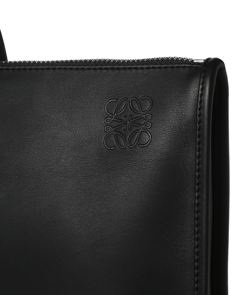 LOEWE（ロエベ）の「BRIEFCASE New Toledo（ビジネスバッグ）」 - WEAR