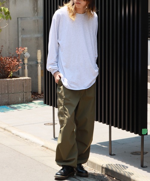 JERZEES（ジャージーズ）の「JERZEES/ジャージーズ DRI-POWER 5.4oz ロングスリーブシャツ クルーネック ロンT ビッグシルエットカットソー 無地T 長袖Tシャツ（Tシャツ/カットソー・メンズ・ネイビー/ホワイト/ブラック/グレイッシュベージュ/ダークグリーン/アッシュグレー・L/M/XL/S）」の13枚目の写真