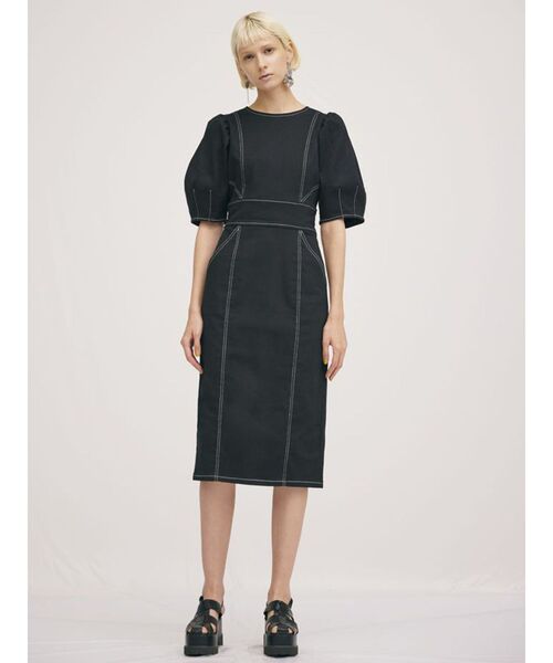 MURUA（ムルーア）の「ギャザースリーブステッチワンピース（ワンピース・レディース・ブラック/カーキ/インディゴブルー・1/2）」の11枚目の写真