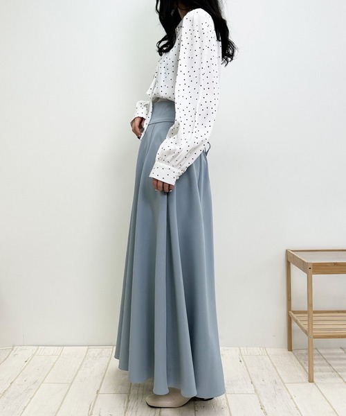 INGNI（イング）の「パールピン付トロミボウタイ／ブラウス（シャツ/ブラウス・レディース・オフホワイト/ピンク/ブルー/ホワイト系6/ホワイト×ブラック・M）」の12枚目の写真