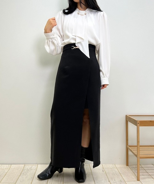 INGNI（イング）の「パールピン付トロミボウタイ／ブラウス（シャツ/ブラウス・レディース・オフホワイト/ピンク/ブルー/ホワイト系6/ホワイト×ブラック・M）」の6枚目の写真