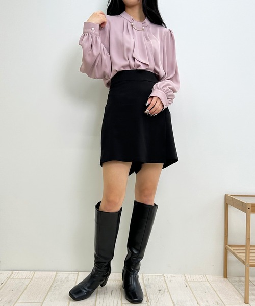 INGNI（イング）の「パールピン付トロミボウタイ／ブラウス（シャツ/ブラウス・レディース・オフホワイト/ピンク/ブルー/ホワイト系6/ホワイト×ブラック・M）」の13枚目の写真