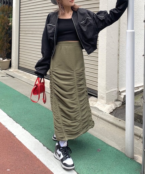 SHAGGIE(シャギー)の「ギャザーシャーリングスリットナロースカート(スカート・レディース・ブラック/カーキ・SMALL/MEDIUM)」の4枚目の写真
