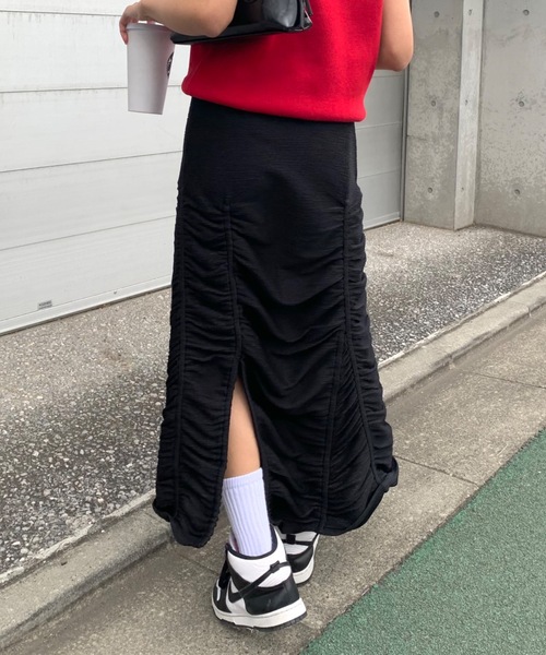 SHAGGIE(シャギー)の「ギャザーシャーリングスリットナロースカート(スカート・レディース・ブラック/カーキ・SMALL/MEDIUM)」の13枚目の写真