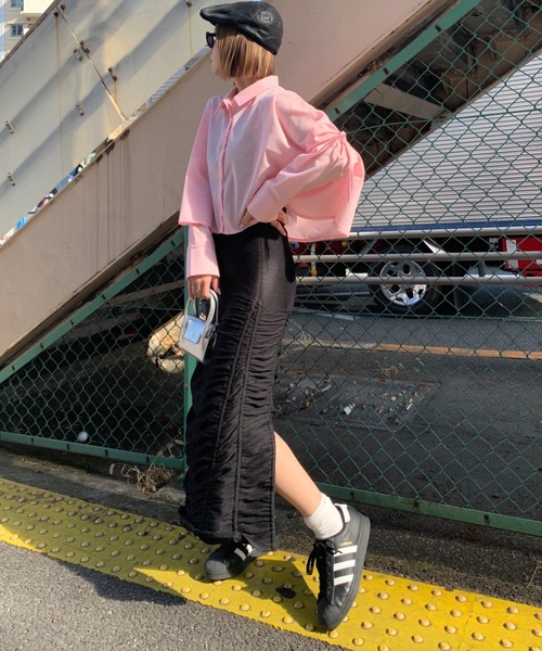 SHAGGIE(シャギー)の「ギャザーシャーリングスリットナロースカート(スカート・レディース・ブラック/カーキ・SMALL/MEDIUM)」の21枚目の写真