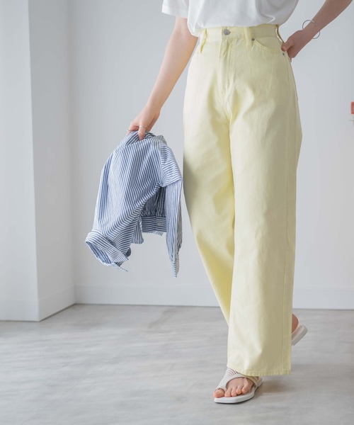 WEGO(ウィゴー)の「WEGO/カラーウエストフィットワイドストレートパンツ(デニムパンツ・レディース・グリーン/ブルー/ライトイエロー/オフホワイト・SMALL/MEDIUM)」の22枚目の写真