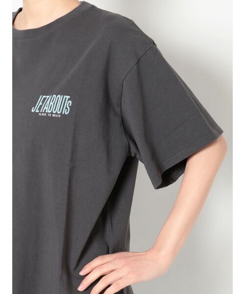 Ungrid（アングリッド）の「JETABOUTS ロゴTee（Tシャツ/カットソー・レディース・ブルー/チャコールグレー/オフホワイト/ピンク・FREE）」の5枚目の写真