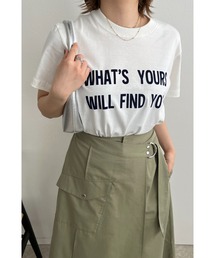 WHATSYOUR フロッキーロゴプリントTシャツ