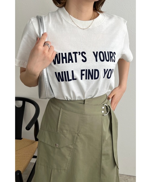 palm RICHE(ポームリシュ)の「WHATSYOUR フロッキーロゴプリントTシャツ(Tシャツ/カットソー・レディース・ベージュ/オフホワイト/チャコールグレー・M)」の5枚目の写真