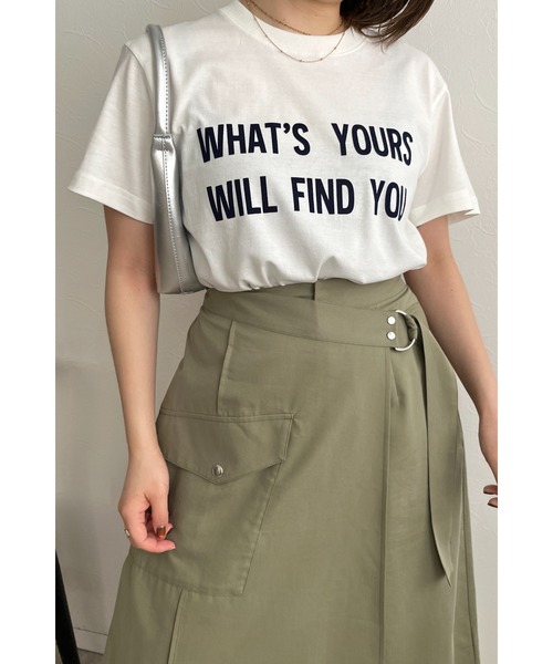 palm RICHE(ポームリシュ)の「WHATSYOUR フロッキーロゴプリントTシャツ(Tシャツ/カットソー・レディース・ベージュ/オフホワイト/チャコールグレー・M)」の8枚目の写真