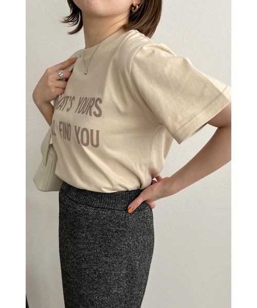 palm RICHE(ポームリシュ)の「WHATSYOUR フロッキーロゴプリントTシャツ(Tシャツ/カットソー・レディース・ベージュ/オフホワイト/チャコールグレー・M)」の15枚目の写真