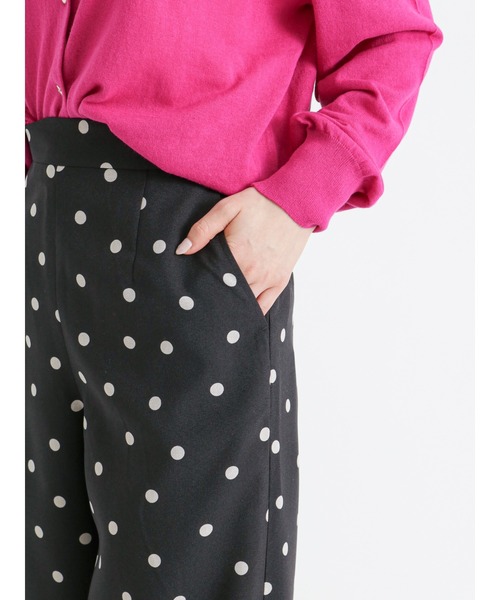 Te chichi(テチチ)の「麻調プリント柄アソートワイドパンツ(その他パンツ・レディース・ブラック/ベージュ/キナリ/チャコール・フリ-)」の17枚目の写真