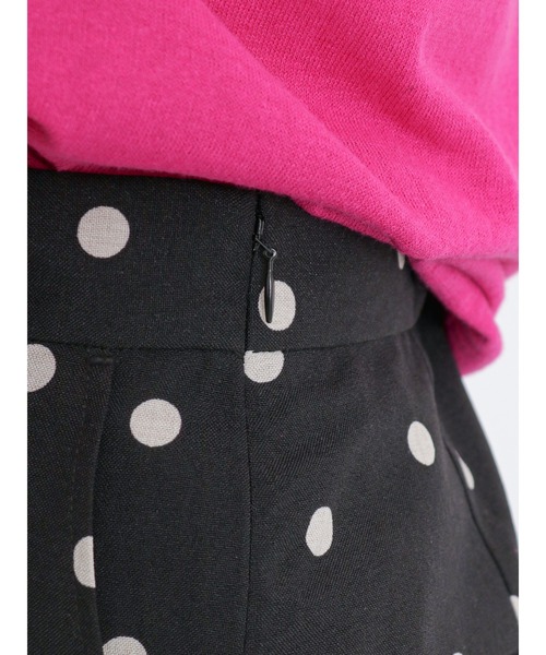 Te chichi(テチチ)の「麻調プリント柄アソートワイドパンツ(その他パンツ・レディース・ブラック/ベージュ/キナリ/チャコール・フリ-)」の19枚目の写真