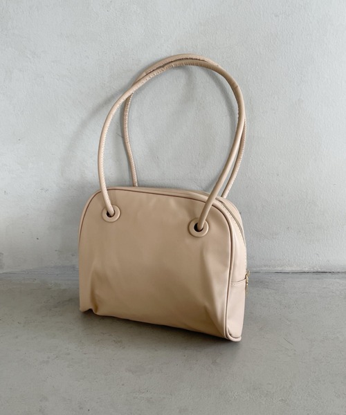 thank U more(サンキューモア)の「ソフトフェイクレザー ミニボストン風 ハンドバッグ(ショルダーバッグ・レディース・ベージュ/ホワイト/ブラウン/ブラック・FREE)」の1枚目の写真