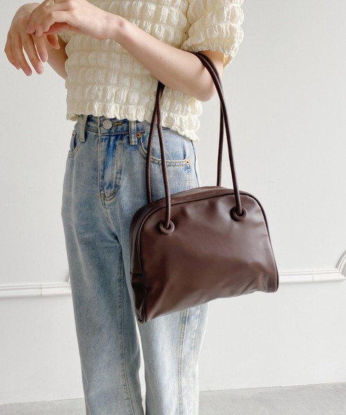 thank U more(サンキューモア)の「ソフトフェイクレザー ミニボストン風 ハンドバッグ(ショルダーバッグ・レディース・ベージュ/ホワイト/ブラウン/ブラック・FREE)」の4枚目の写真