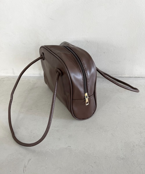 thank U more(サンキューモア)の「ソフトフェイクレザー ミニボストン風 ハンドバッグ(ショルダーバッグ・レディース・ベージュ/ホワイト/ブラウン/ブラック・FREE)」の10枚目の写真