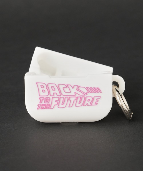 BIRTHDAY BAR(バースデイバー)の「Back to the Future Airpodsシリコンケース (第3世代対応)(ヘッドフォン/イヤホン・レディース・ホワイト・フリー)」の4枚目の写真