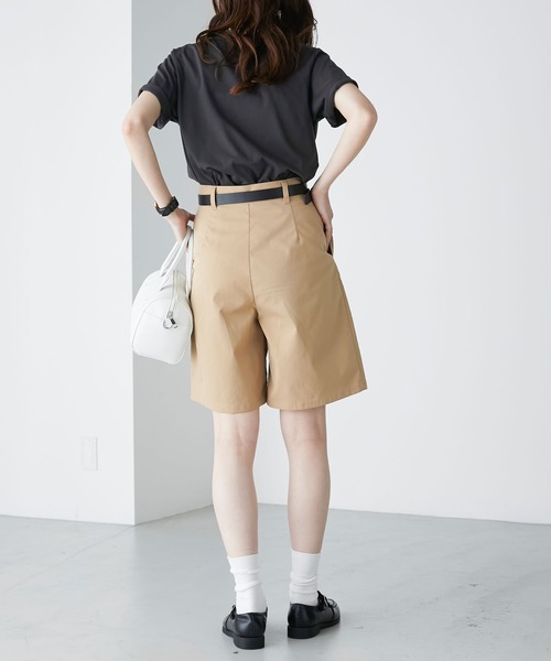 BONLECILL(ボンルシール)の「フラワーモチーフプリント 半袖Tシャツ(Tシャツ/カットソー・レディース・ライトグリーン/チャコールグレー/アイボリー/オフホワイト・FREE)」の12枚目の写真