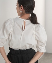design shoulder blouse