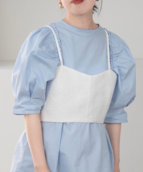lawgy（ラウジー）の「design shoulder blouse（シャツ/ブラウス・レディース・ホワイト/ブルー・FREE）」の2枚目の写真