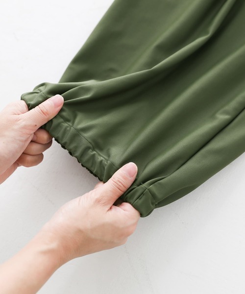 osharewalker（オシャレウォーカー）の「【廃盤】『ジョガーサロペット』（ラッシュガード・レディース・カーキ/ブラック・1/2）」の18枚目の写真