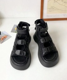 ベルト厚底サンダル