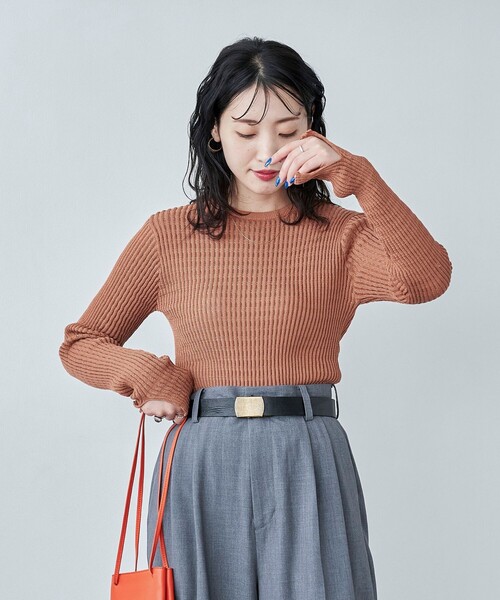 FREAK'S STORE（フリークスストア）の「限定展開　ソリッドカラー タックリブ ニットプルオーバー（ニット/セーター・レディース・ブラック/グリーン/ピンク/モカ/オレンジ/ブルー/ナチュラル/グレー/イエロー・ﾌﾘ-）」の14枚目の写真