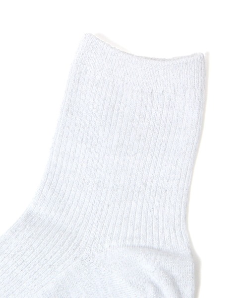 LAKOLE（ラコレ）の「リブラメクルーソックス / 970283（ソックス/靴下・レディース・ライトグレー/ライトグリーン/ブラック/サンドグレー/ホワイト/イエロー/チャコール/ブラウン/グリーン/スカイブルー/セージグリーン/グレー/ボルドー/ブルー/マスタード・FREE）」の21枚目の写真