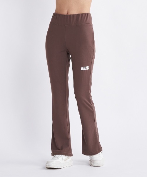 ROXY（ロキシー）の「UNITE FLARE LEGGINGS/ロキシーUVカット付きドライ裾プリントフレアシルエットレギンスパンツ（その他パンツ・レディース・ピンク/ブラウン/ブラック/グレー・LARGE/SMALL/MEDIUM）」の4枚目の写真