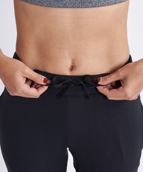 ROXY（ロキシー）の「UNITE FLARE LEGGINGS/ロキシーUVカット付きドライ裾プリントフレアシルエットレギンスパンツ（その他パンツ・レディース・ピンク/ブラウン/ブラック/グレー・LARGE/SMALL/MEDIUM）」の8枚目の写真