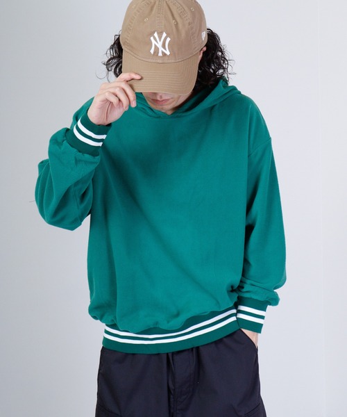 FUNALIVE(ファンアライブ)の「Line ribbed fleece pullover hoodie / ラインリブフリース プルオーバーパーカー unisex(スウェット・メンズ・ネイビー/ブラック系/ベージュ系/グリーン系/ネイビー系/グレイッシュベージュ/チャコール/グリーン/ブラック/ベージュ/チャコールグレー/アッシュグレー・XL/L/M)」の10枚目の写真