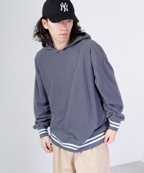 FUNALIVE(ファンアライブ)の「Line ribbed fleece pullover hoodie / ラインリブフリース プルオーバーパーカー unisex(スウェット・メンズ・ネイビー/ブラック系/ベージュ系/グリーン系/ネイビー系/グレイッシュベージュ/チャコール/グリーン/ブラック/ベージュ/チャコールグレー/アッシュグレー・XL/L/M)」の3枚目の写真