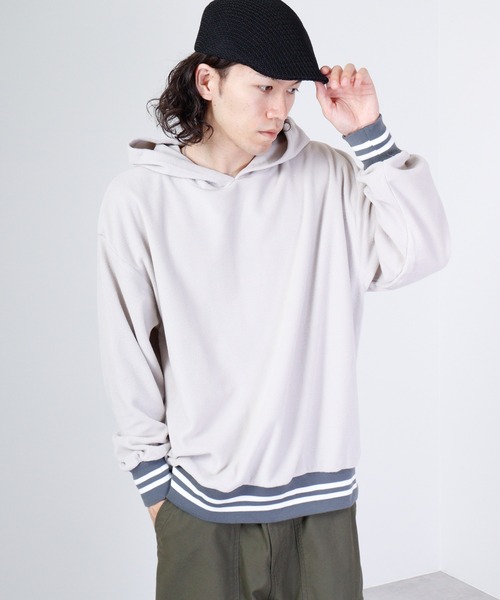 FUNALIVE(ファンアライブ)の「Line ribbed fleece pullover hoodie / ラインリブフリース プルオーバーパーカー unisex(スウェット・メンズ・ネイビー/ブラック系/ベージュ系/グリーン系/ネイビー系/グレイッシュベージュ/チャコール/グリーン/ブラック/ベージュ/チャコールグレー/アッシュグレー・XL/L/M)」の4枚目の写真
