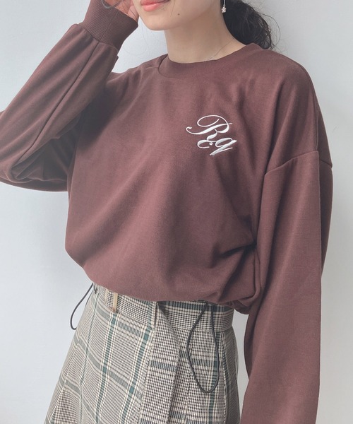 AS KNOW AS plus（アズノゥアズプラス）の「☆胸ロゴ刺繍と裾ドロストショートプルオーバー（Tシャツ/カットソー・レディース・ブラウン/オフホワイト/チャコールグレー・FREE）」の8枚目の写真