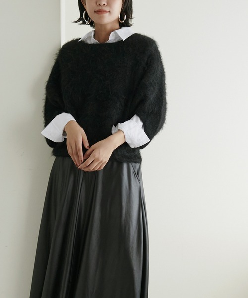 LARUTA（ラルータ）の「【LARUTA】ふわふわ起毛ポンチョニット（ニット/セーター・レディース・アイボリー/ブラック/ベージュ/チャコールグレー・FREE）」の15枚目の写真