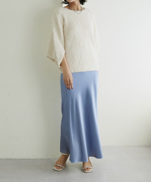 LARUTA（ラルータ）の「【LARUTA】ふわふわ起毛ポンチョニット（ニット/セーター・レディース・アイボリー/ブラック/ベージュ/チャコールグレー・FREE）」の12枚目の写真