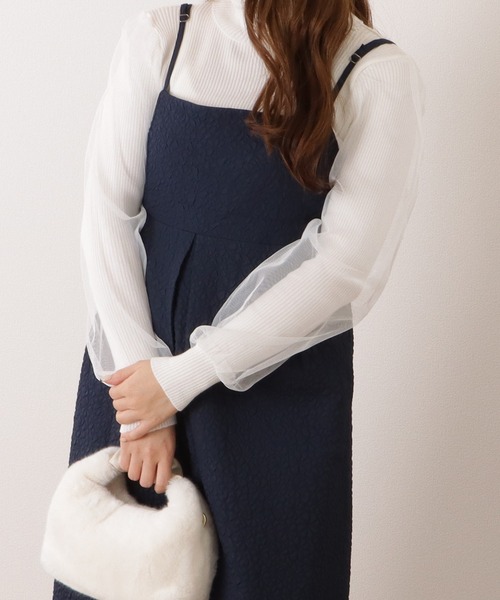 Lace Ladies(レースレディース)の「ふくれジャガード タック入り キャミソール ロング ワンピース(ジャンパースカート・レディース・グレー/ブラック/ブラウン/ネイビー・M/XL)」の4枚目の写真